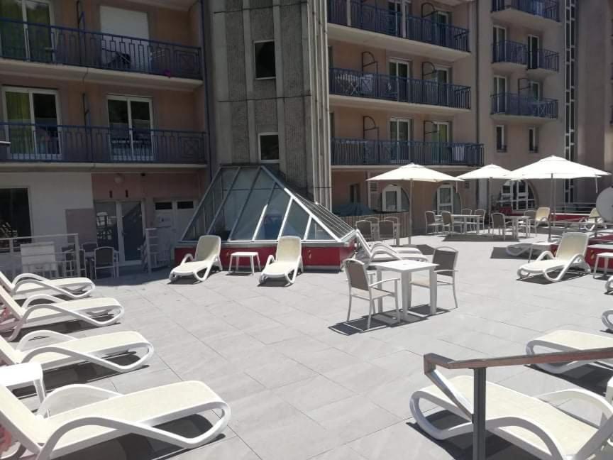 Appartement Prive Dans Residence Balneo Aladin Cauterets Luaran gambar